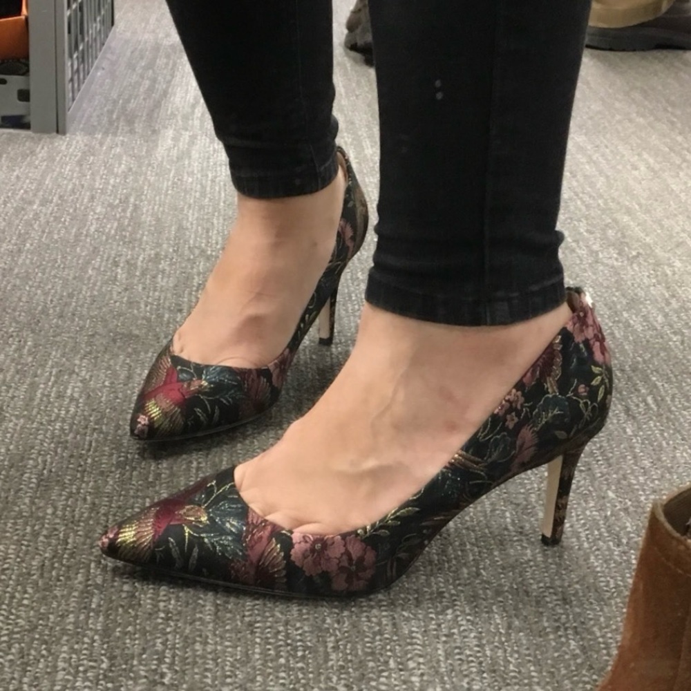 Sam Edelman Embroidered Pointy Pumps